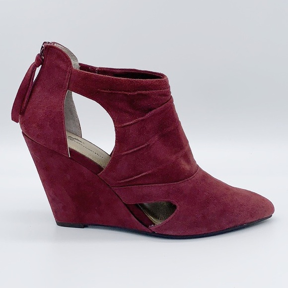 Seychelles Shoes - Seychelles “Overjoyed” burgundy suede booties